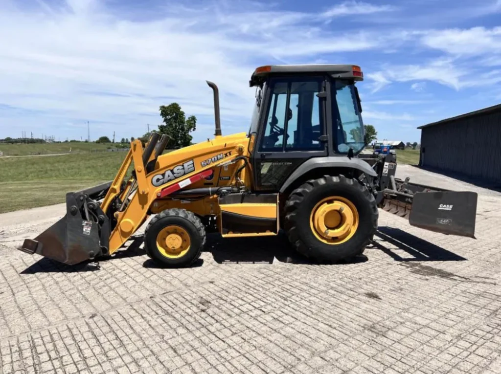 2013 Case 570NXT Backhoe Loader