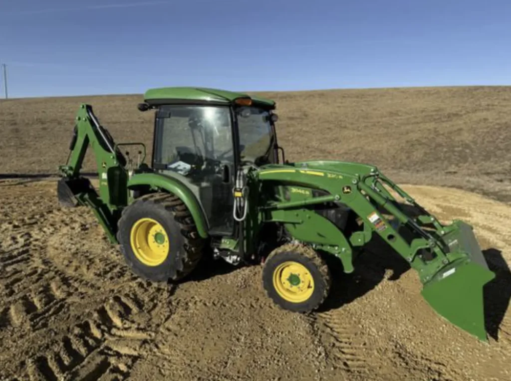 2022 John Deere 3046R