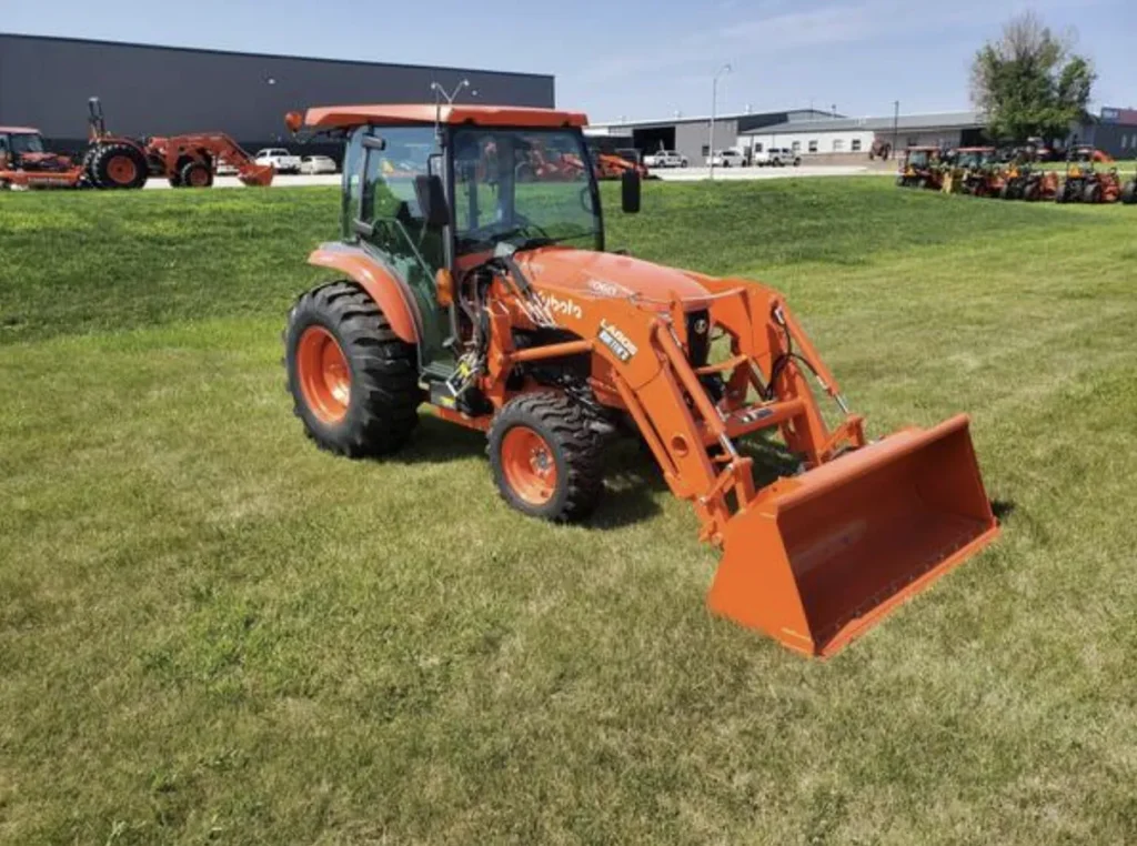 2024 Kubota L4060HSTC-LE