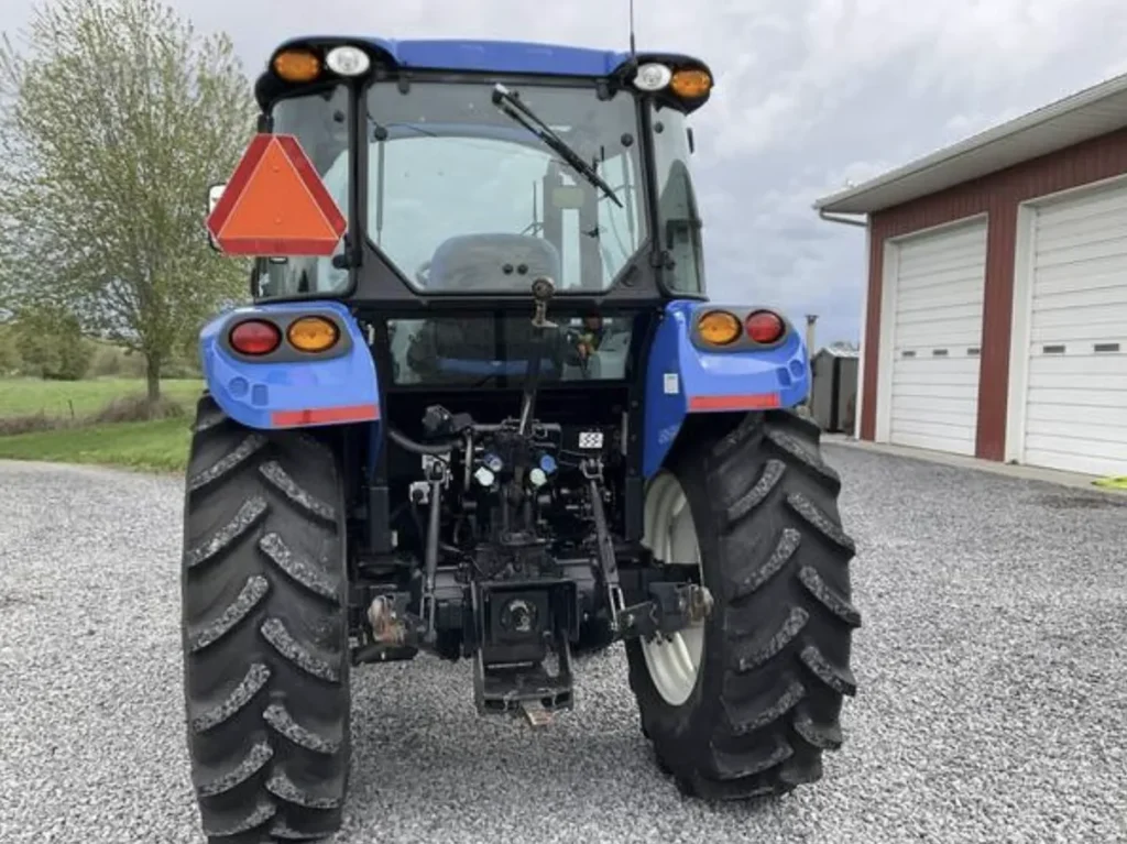2015 New Holland T4.75